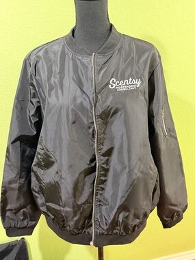 Scentsy Jacket Zeagoo Brand Size XL